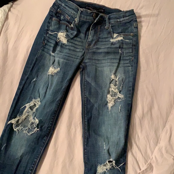 Express jeans size 2, distressed legging